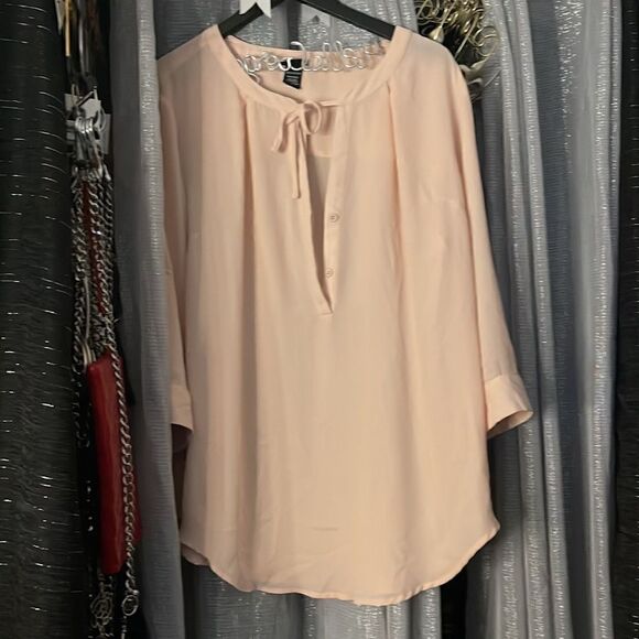 Torrid Light Peach Long Tunic  harper tie front top blouse short plus size - Picture 4 of 5